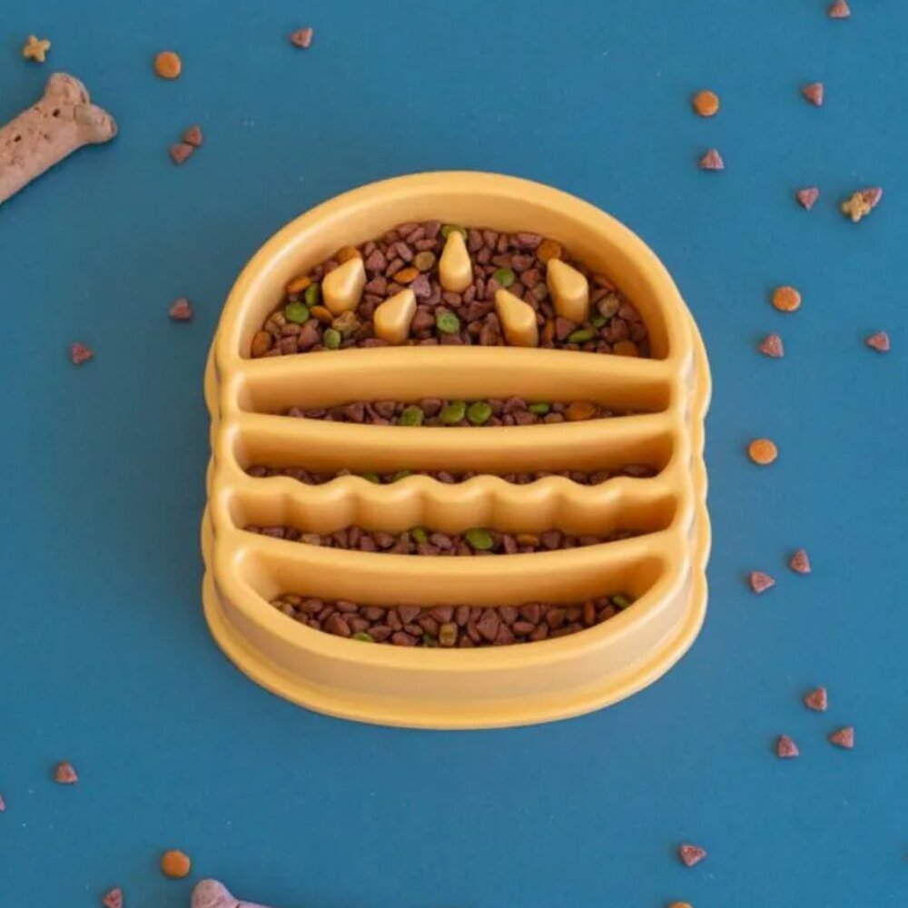 NIB Burger Slow Feeder for Dogs 🍔 Zippy Paws